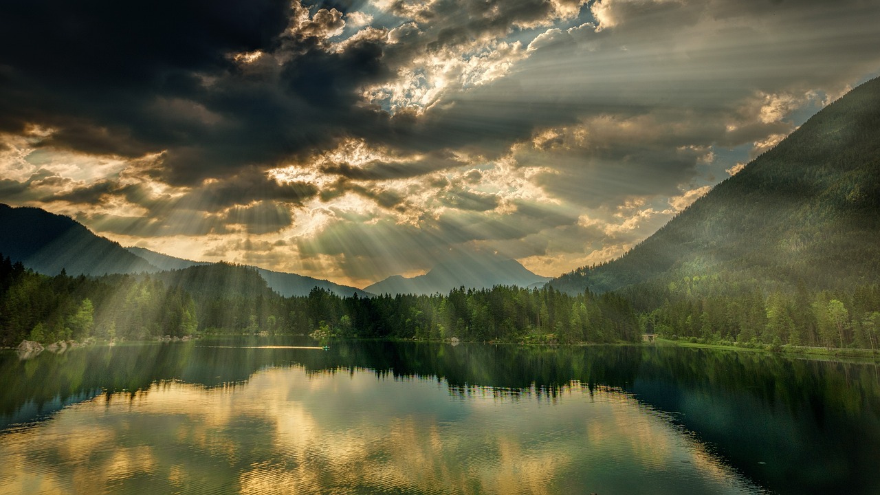 beautiful sunlight coming from the clouds