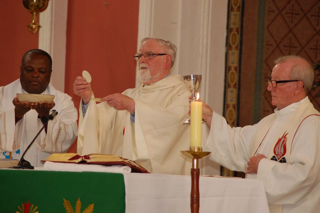 Jubilarians pictured at the Mass: (L-R): Fr Amandus Kapele, Fr Joe Beere and Fr Daithi Kenneally.